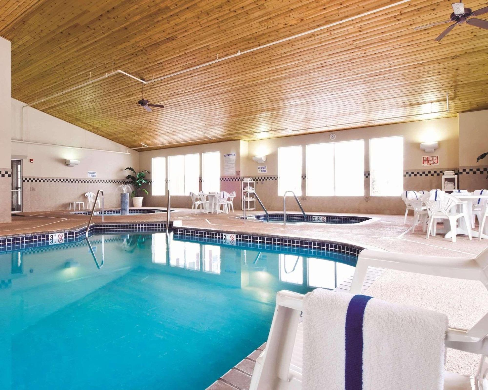 Country Inn & Suites By Radisson Albertville Near Outlet Mall Facilities photo